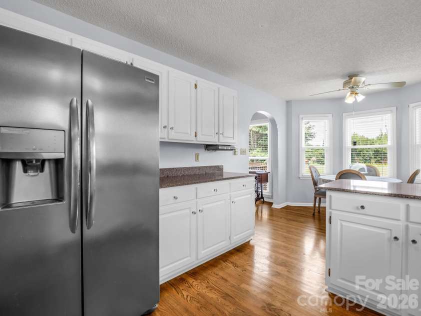 2778 Moose Gantt Trail, Crouse, NC 28033.  MLS# CAR4407300, YatesRealty ID 40211. Kitchen