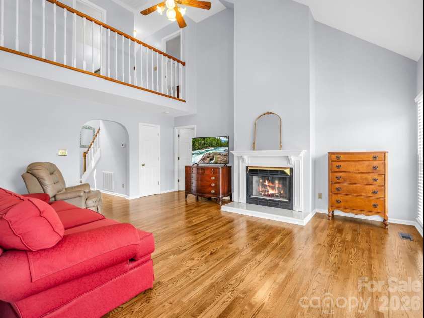 2778 Moose Gantt Trail, Crouse, NC 28033.  MLS# CAR4407300, YatesRealty ID 40211. Open and spacious living area with vaulted ceiling open to 2nd floor