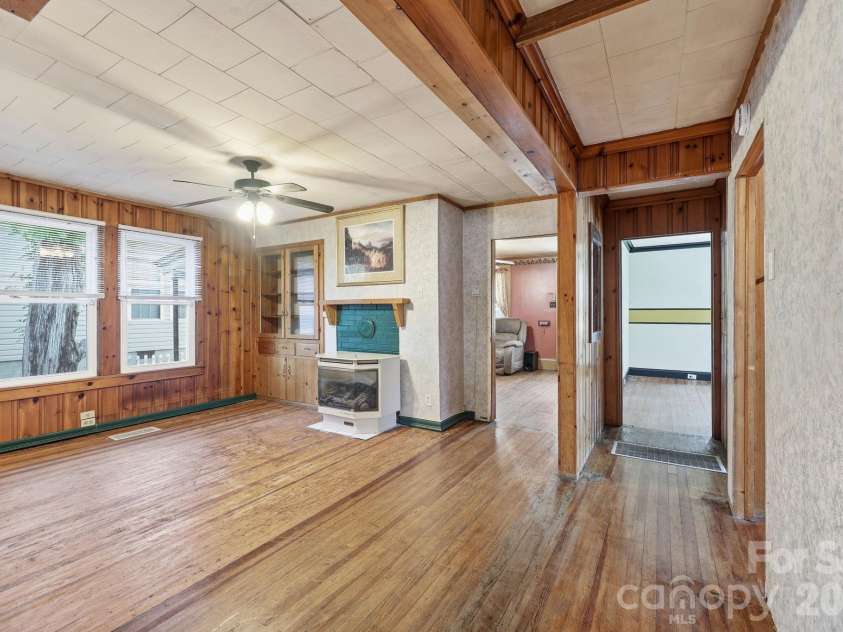 1816 2nd Street, Salisbury, NC 28144.  MLS# CAR4408585, YatesRealty ID 40212. 