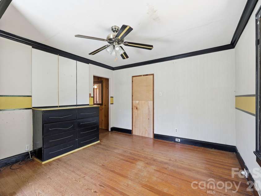 1816 2nd Street, Salisbury, NC 28144.  MLS# CAR4408585, YatesRealty ID 40212. 