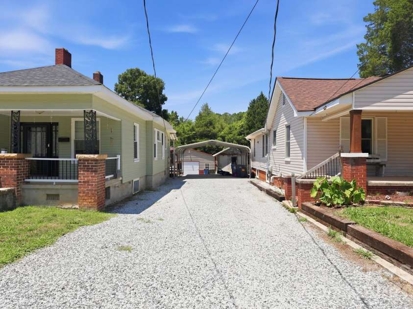 1816 2nd Street, Salisbury, NC 28144.  MLS# CAR4408585, YatesRealty ID 40212. 
