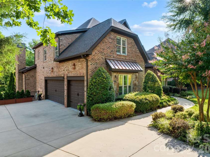 1632 Lookout Circle, Waxhaw, NC 28173.  MLS# CAR4401295, YatesRealty ID 40214. 