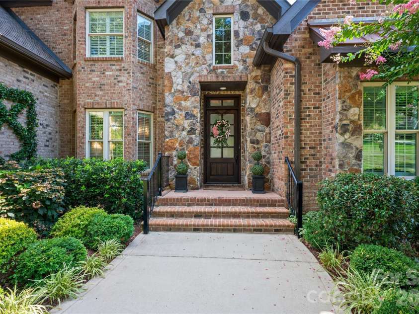 1632 Lookout Circle, Waxhaw, NC 28173.  MLS# CAR4401295, YatesRealty ID 40214. 