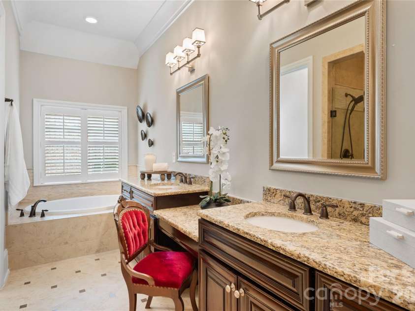1632 Lookout Circle, Waxhaw, NC 28173.  MLS# CAR4401295, YatesRealty ID 40214. 
