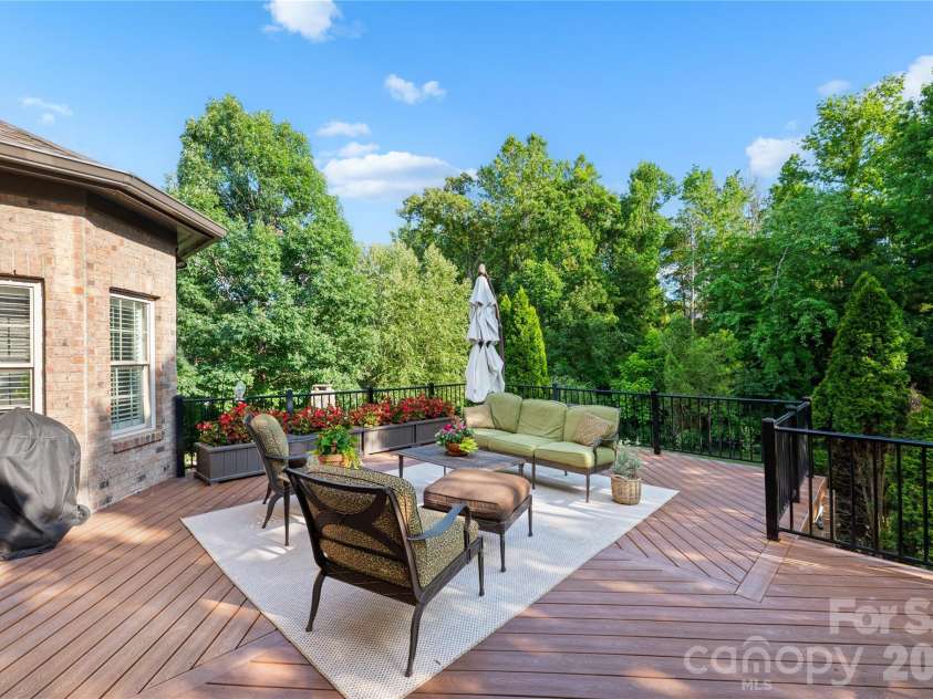 1632 Lookout Circle, Waxhaw, NC 28173.  MLS# CAR4401295, YatesRealty ID 40214. 