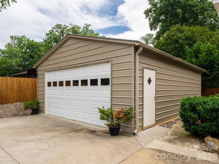 125 Craggy Street, Black Mountain, NC 28711.  MLS# CAR4407539, YatesRealty ID 40218. Detached Garage