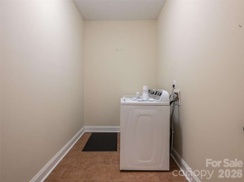 125 Craggy Street, Black Mountain, NC 28711.  MLS# CAR4407539, YatesRealty ID 40218. Main level laundry