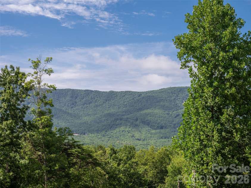 125 Craggy Street, Black Mountain, NC 28711.  MLS# CAR4407539, YatesRealty ID 40218. More views ...
