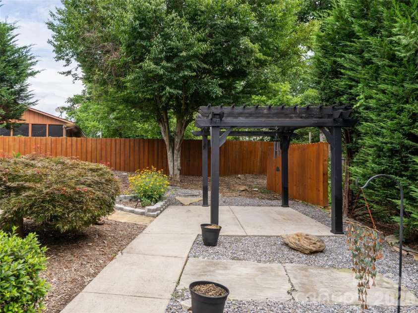 125 Craggy Street, Black Mountain, NC 28711.  MLS# CAR4407539, YatesRealty ID 40218. Private backyard