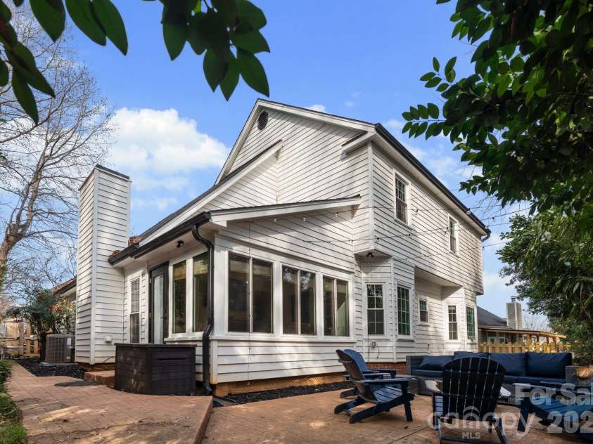 153 Ashford Hollow Lane, Mooresville, NC 28117.  MLS# CAR4384796, YatesRealty ID 4022. 
