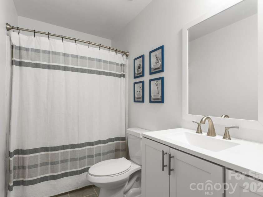 153 Ashford Hollow Lane, Mooresville, NC 28117.  MLS# CAR4384796, YatesRealty ID 4022. Second Full Bathroom