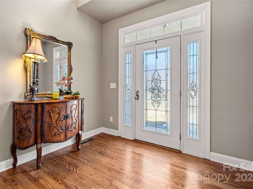 1830 Laveta Road, Charlotte, NC 28269.  MLS# CAR4239545, YatesRealty ID 4022. 