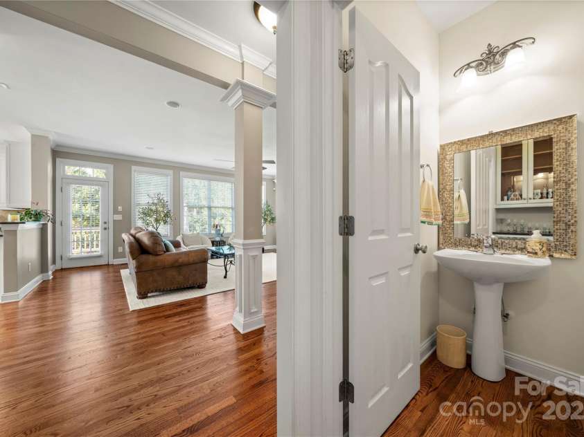 1830 Laveta Road, Charlotte, NC 28269.  MLS# CAR4239545, YatesRealty ID 4022. 