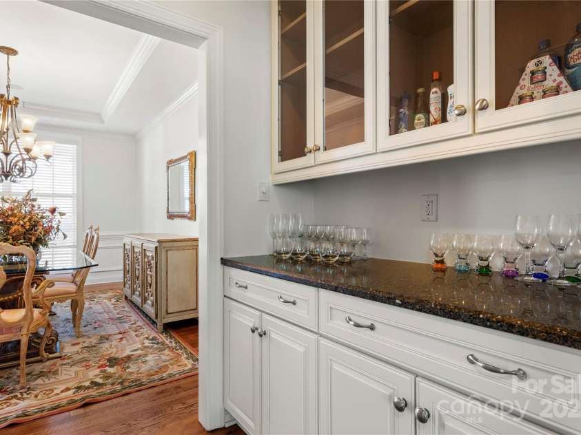 1830 Laveta Road, Charlotte, NC 28269.  MLS# CAR4239545, YatesRealty ID 4022. 
