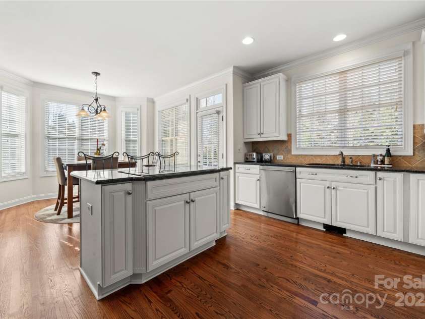 1830 Laveta Road, Charlotte, NC 28269.  MLS# CAR4239545, YatesRealty ID 4022. 