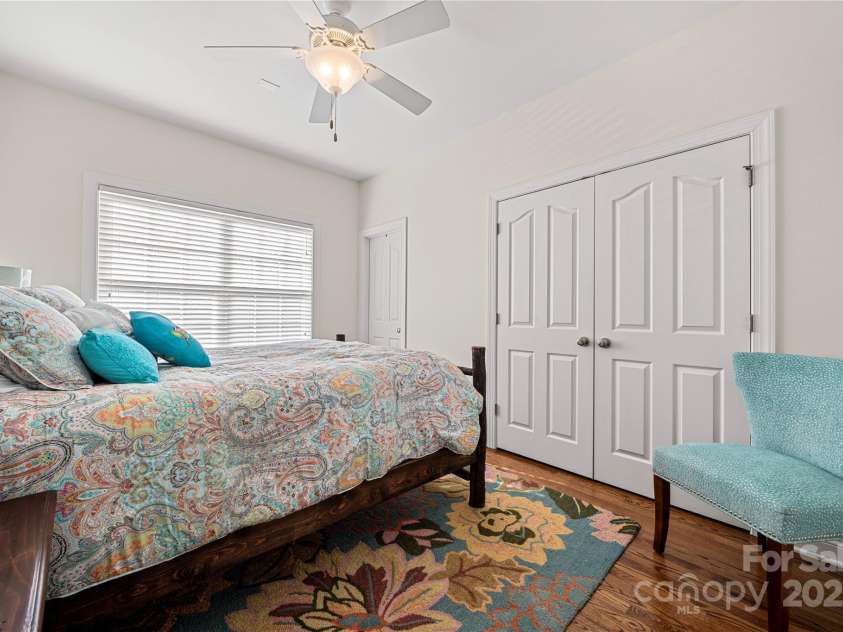 1830 Laveta Road, Charlotte, NC 28269.  MLS# CAR4239545, YatesRealty ID 4022. 