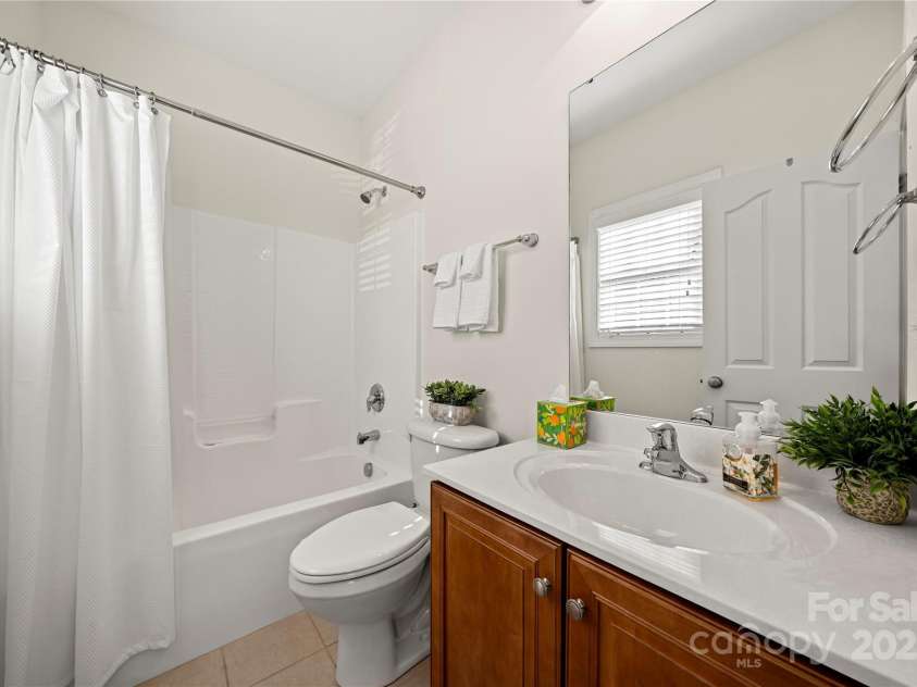 1830 Laveta Road, Charlotte, NC 28269.  MLS# CAR4239545, YatesRealty ID 4022. 