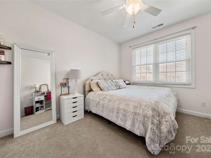 1830 Laveta Road, Charlotte, NC 28269.  MLS# CAR4239545, YatesRealty ID 4022. 