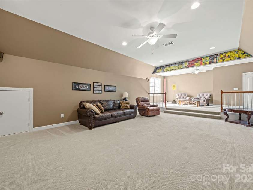 1830 Laveta Road, Charlotte, NC 28269.  MLS# CAR4239545, YatesRealty ID 4022. 