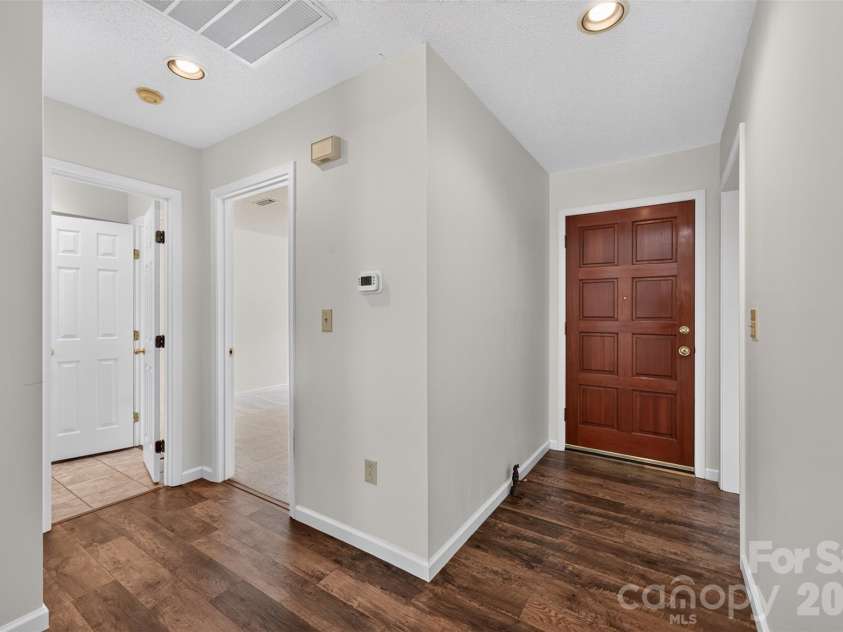 1736 12th Street, Hickory, NC 28601.  MLS# CAR4407683, YatesRealty ID 40222. 
