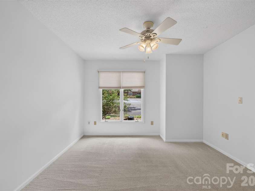 1736 12th Street, Hickory, NC 28601.  MLS# CAR4407683, YatesRealty ID 40222. 