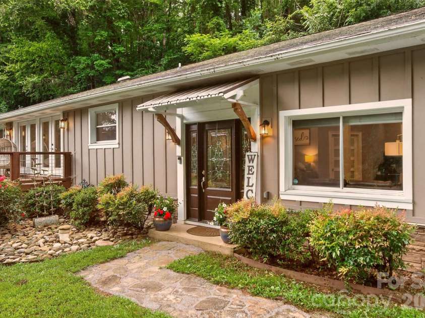 3882 New Leicester Highway, Leicester, NC 28748.  MLS# CAR4402030, YatesRealty ID 40226. 