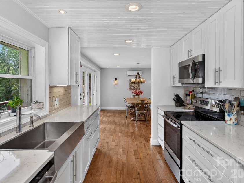 3882 New Leicester Highway, Leicester, NC 28748.  MLS# CAR4402030, YatesRealty ID 40226. 