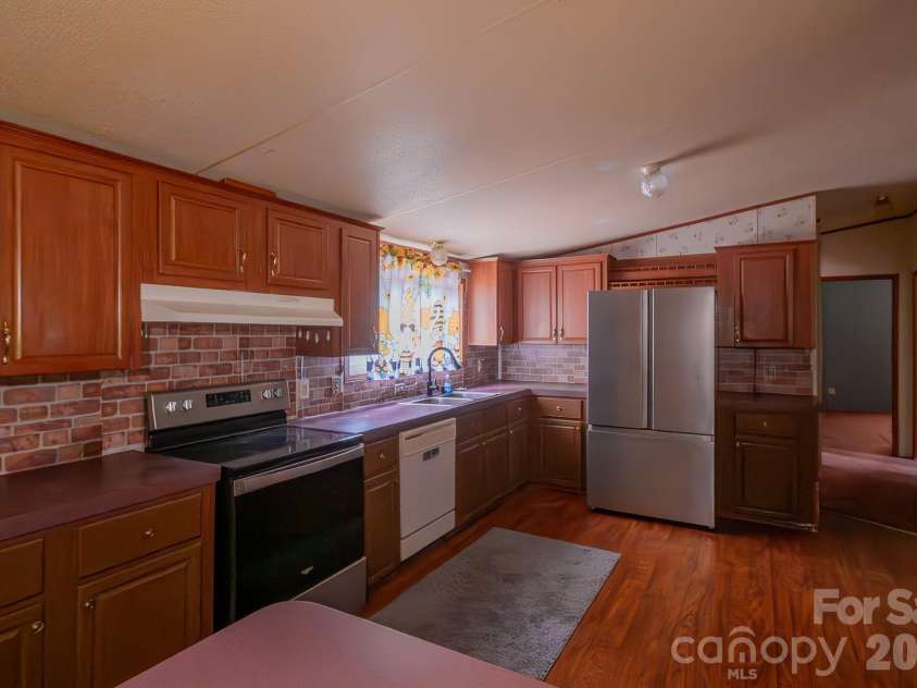 3133 Magnolia Road, Bennettsville, SC 29512.  MLS# CAR4376342, YatesRealty ID 40227. 