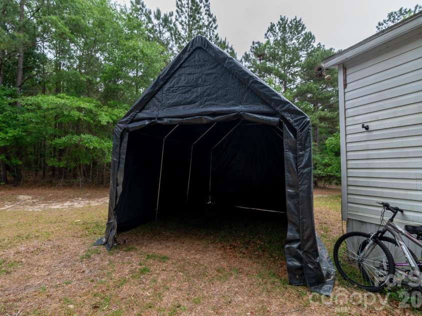 3133 Magnolia Road, Bennettsville, SC 29512.  MLS# CAR4376342, YatesRealty ID 40227. 