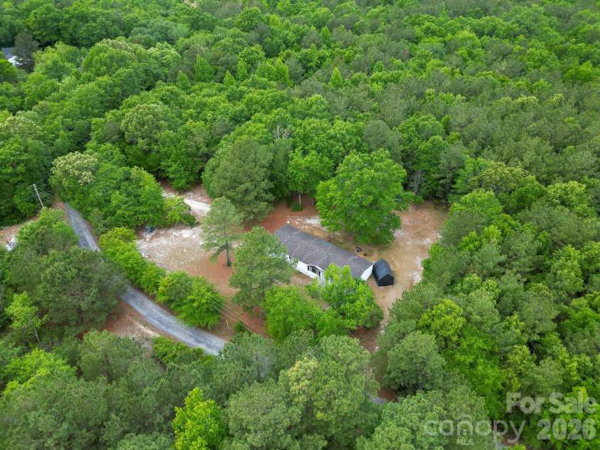 3133 Magnolia Road, Bennettsville, SC 29512.  MLS# CAR4376342, YatesRealty ID 40227. 