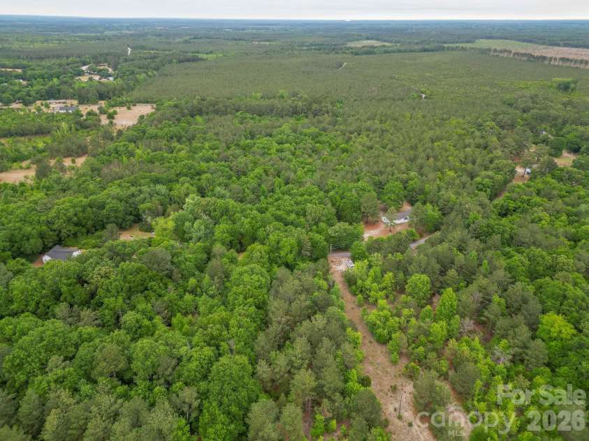 3133 Magnolia Road, Bennettsville, SC 29512.  MLS# CAR4376342, YatesRealty ID 40227. 