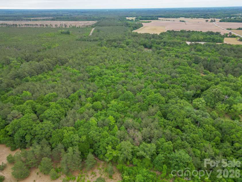 3133 Magnolia Road, Bennettsville, SC 29512.  MLS# CAR4376342, YatesRealty ID 40227. 
