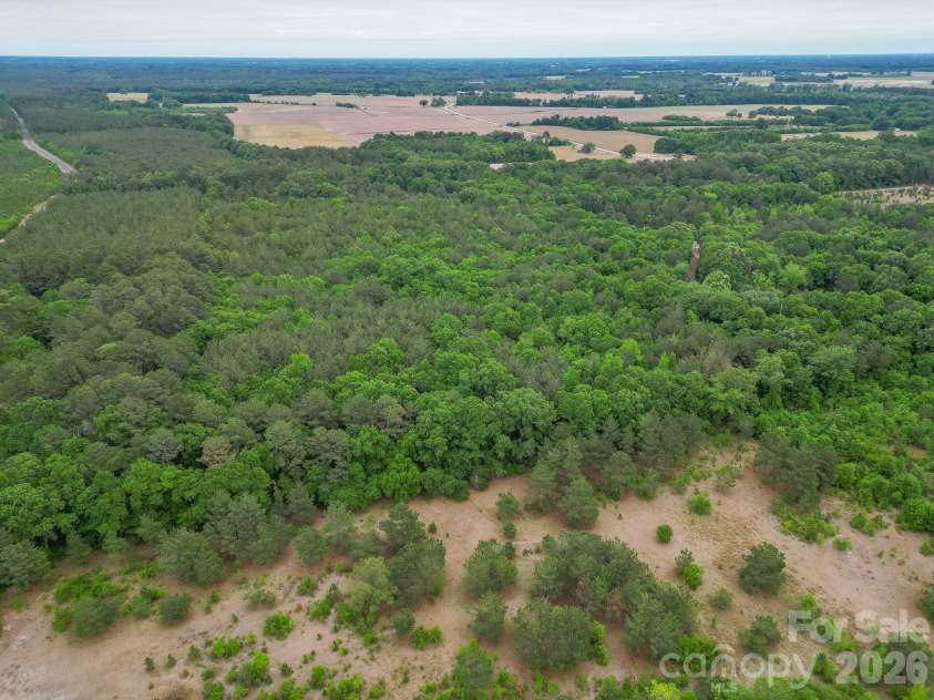 3133 Magnolia Road, Bennettsville, SC 29512.  MLS# CAR4376342, YatesRealty ID 40227. 