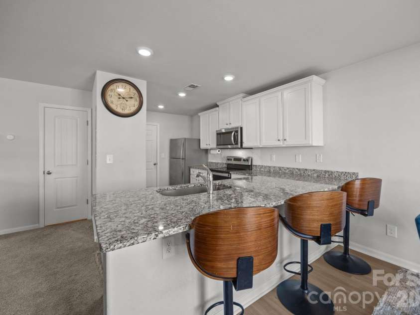 411 Apex Circle, Shelby, NC 28152.  MLS# CAR4352344, YatesRealty ID 4023. 