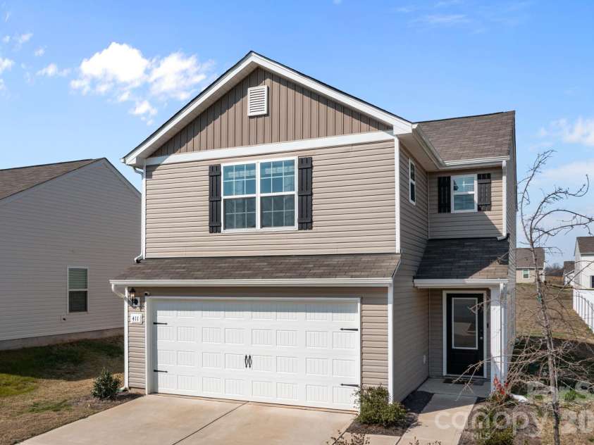 411 Apex Circle, Shelby, NC 28152.  MLS# CAR4352344, YatesRealty ID 4023. 