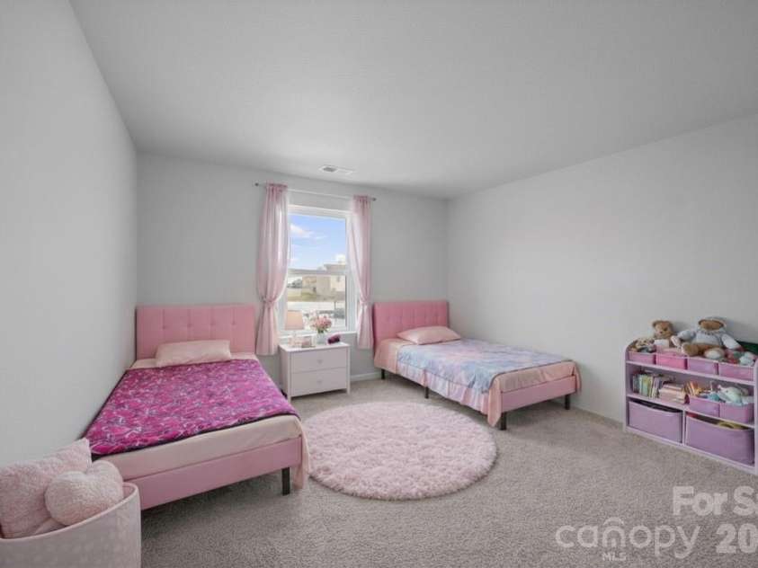 411 Apex Circle, Shelby, NC 28152.  MLS# CAR4352344, YatesRealty ID 4023. 