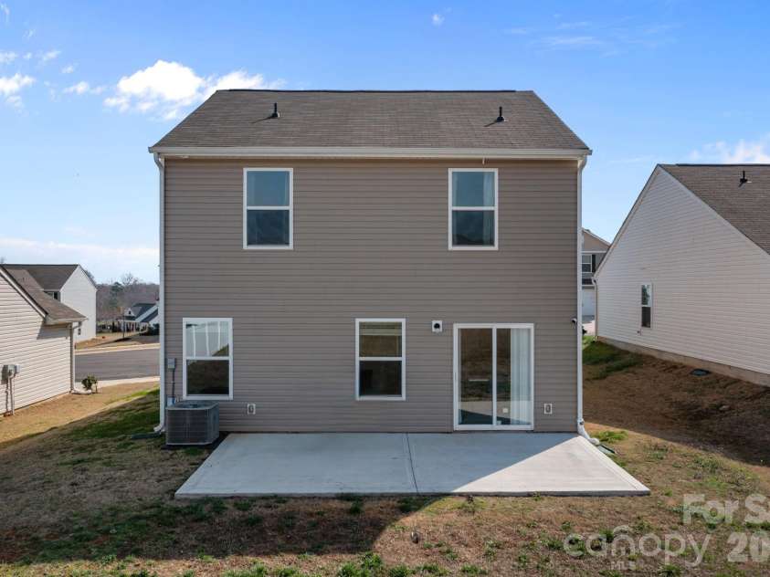 411 Apex Circle, Shelby, NC 28152.  MLS# CAR4352344, YatesRealty ID 4023. 