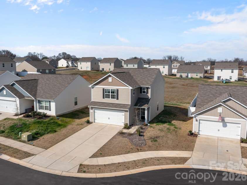 411 Apex Circle, Shelby, NC 28152.  MLS# CAR4352344, YatesRealty ID 4023. 