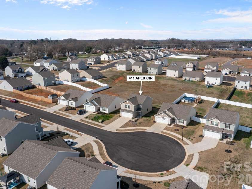 411 Apex Circle, Shelby, NC 28152.  MLS# CAR4352344, YatesRealty ID 4023. 