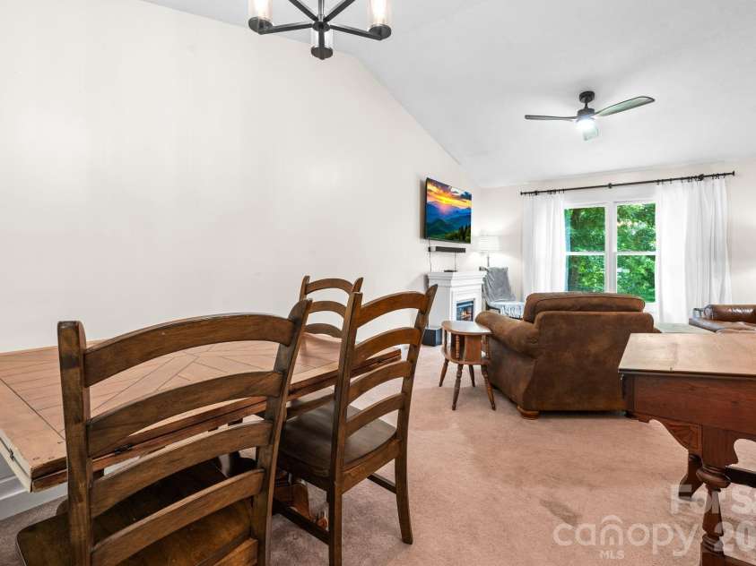 100 Summersweet Drive, Banner Elk, NC 28604.  MLS# CAR4402468, YatesRealty ID 40231. 