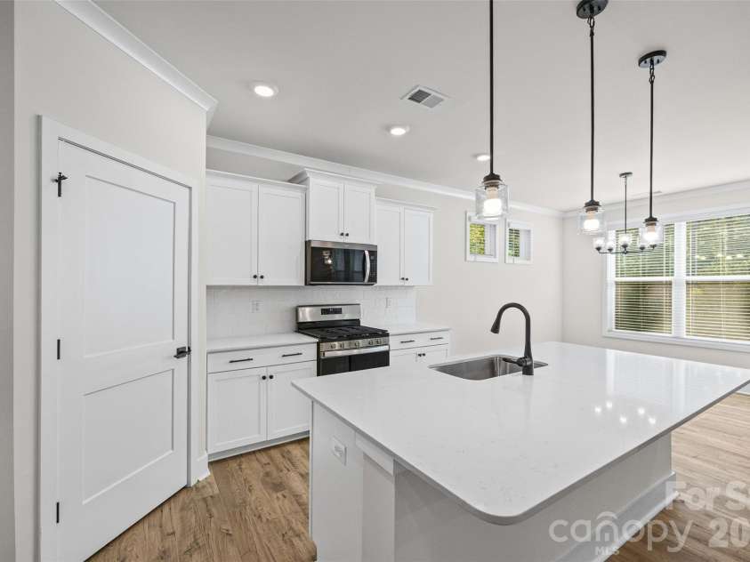 2028 Skyhawk Drive, York, SC 29745.  MLS# CAR4425331, YatesRealty ID 40232. 