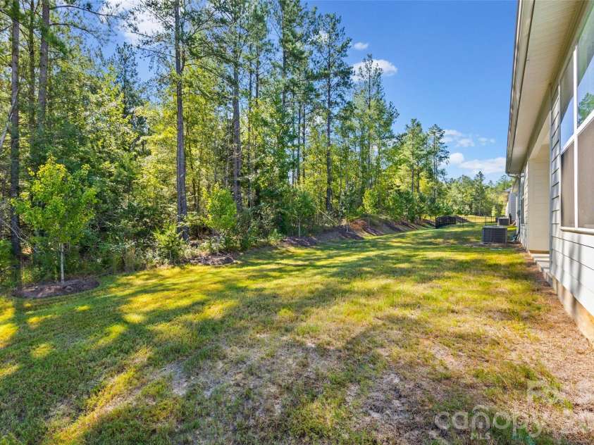 2028 Skyhawk Drive, York, SC 29745.  MLS# CAR4425331, YatesRealty ID 40232. 