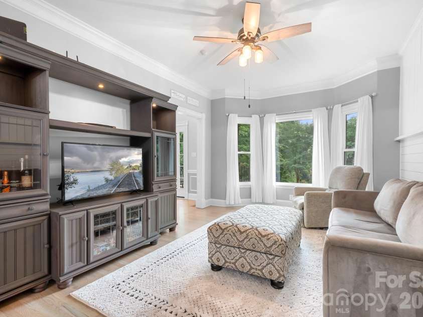 7048 Mariners Court, Tega Cay, SC 29708.  MLS# CAR4408357, YatesRealty ID 40235. 
