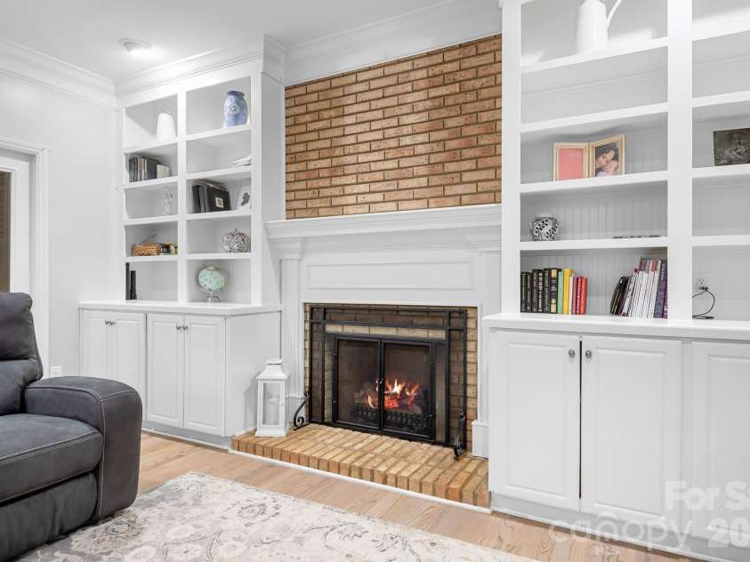 7048 Mariners Court, Tega Cay, SC 29708.  MLS# CAR4408357, YatesRealty ID 40235. 