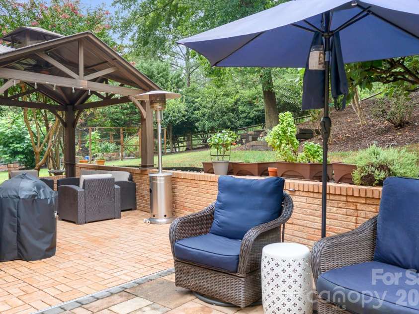 7048 Mariners Court, Tega Cay, SC 29708.  MLS# CAR4408357, YatesRealty ID 40235. 
