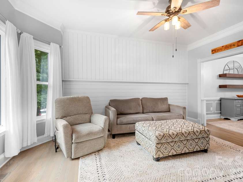 7048 Mariners Court, Tega Cay, SC 29708.  MLS# CAR4408357, YatesRealty ID 40235. Living Room