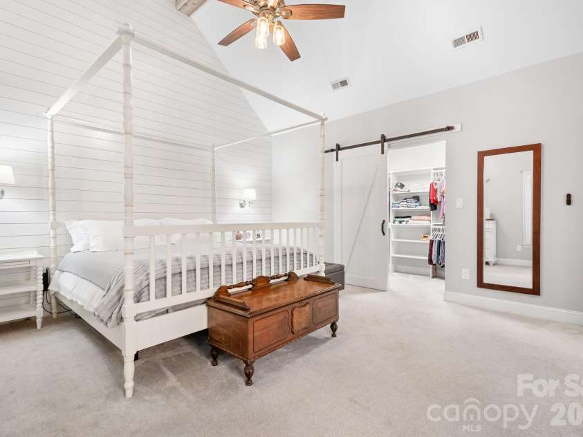 7048 Mariners Court, Tega Cay, SC 29708.  MLS# CAR4408357, YatesRealty ID 40235. Primary Bedroom
