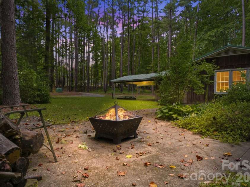 1083 Murdocksville Road, West End, NC 27376.  MLS# CAR4407490, YatesRealty ID 40237. 