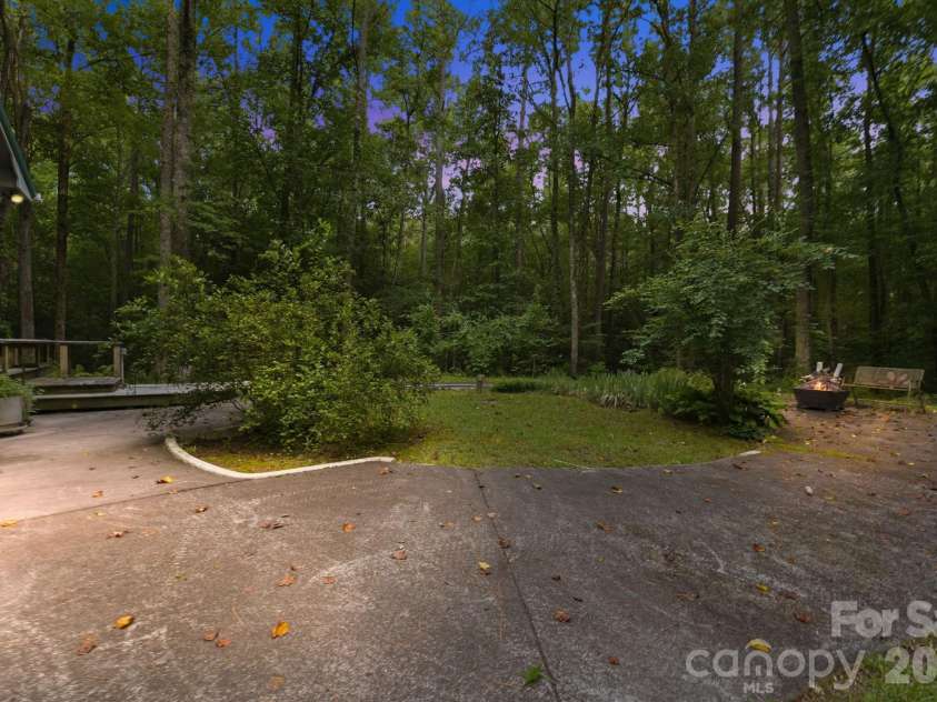 1083 Murdocksville Road, West End, NC 27376.  MLS# CAR4407490, YatesRealty ID 40237. 