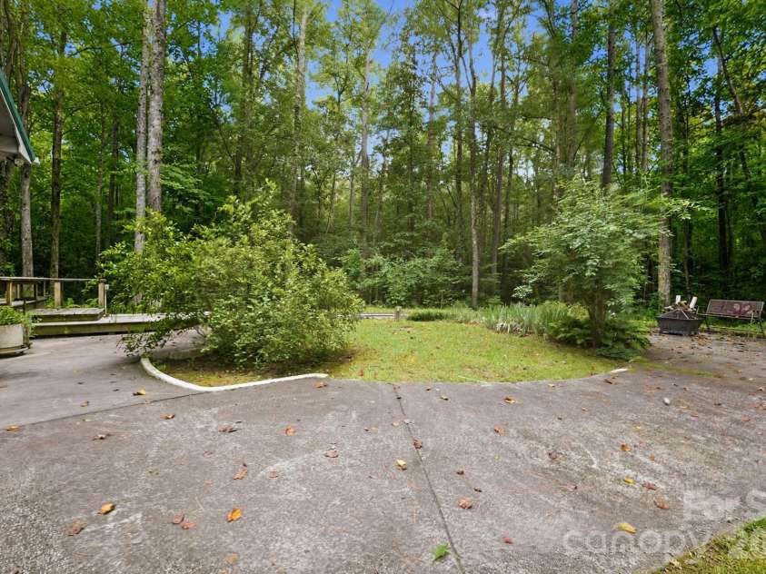 1083 Murdocksville Road, West End, NC 27376.  MLS# CAR4407490, YatesRealty ID 40237. 